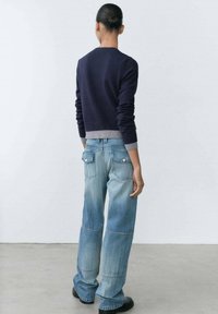 Mango Traperice opuštenog kroja - dark blue