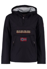 Černá kapucí bunda s přední kapsou, která má logo "Napapijri" a nášivku norské vlajky. Měkká podšívka a boční kapsy na zip.