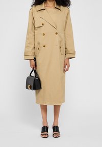 DESIGNERS REMIX Trenchcoat - beige