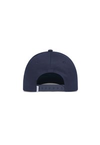 Mørkeblå caps med en jevn tekstur, flatskjerm, justerbar snapback-rem og ventilasjonsluker på baksiden.