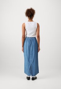 Gap Tall SKIRT COLEMAN - Džinsinis sijonas - medium indigo