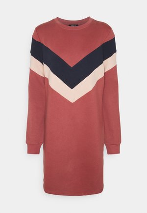 Robe de jour - coral