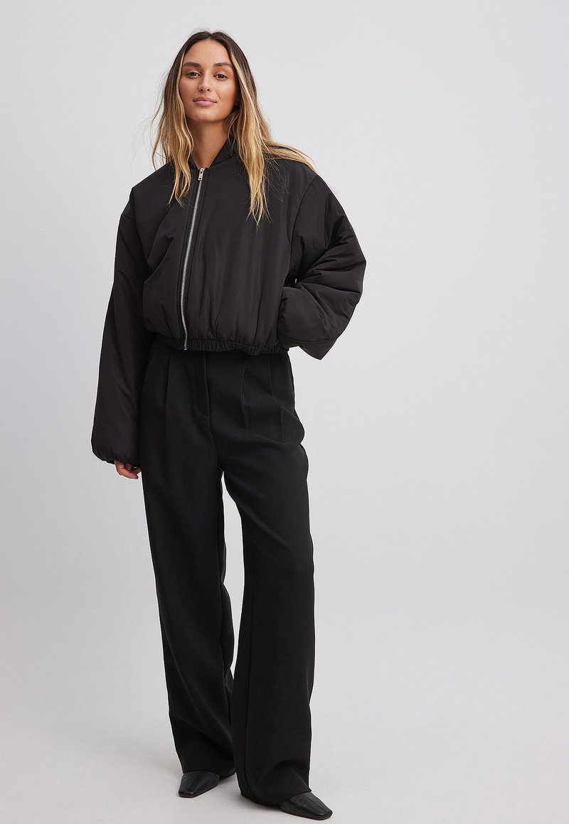 NA-KD Kurtka Bomber czarny