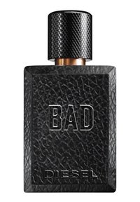 Schwarze rechteckige Parfümflasche mit strukturiertem Finish. Verfügt über einen komplizierten schwarzen Deckel und ist auf der Vorderseite mit "BAD" und "DIESEL" graviert.