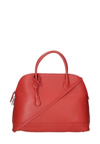 Rode leren handtas met dubbele handgrepen en een afneembare schouderriem, voorzien van een gestructureerde afwerking en een ritssluiting.