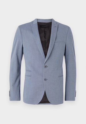 Blazer azul claro hecho de tela texturizada, con dos botones, solapas de muesca, bolsillos laterales y forro interior negro.