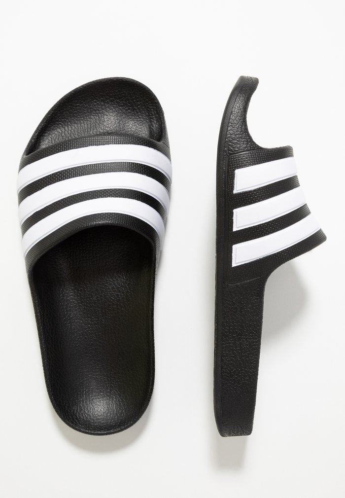 adidas ADILETTE AQUA UNISEX - Pool slides - core black Core Black Cloud White (GS)