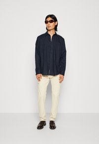 Esprit SOLID SHIRT REGULAR FIT - Ing - navy