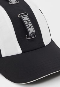 Fila TECH - Cap - black/bright white/schwarz - Zalando.de