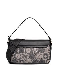 Borsa a tracolla in ecopelle nera con fronte a motivo geometrico in tonalità di grigio. Tracolla regolabile e dettagli decorativi in metallo.