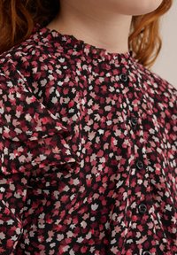 WE Fashion Košilové šaty - black