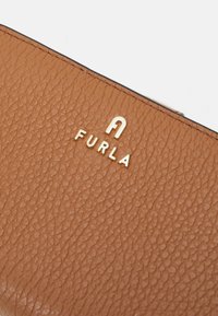 Furla CAMELIA M COMPACT WALLET - Novčanik - brown