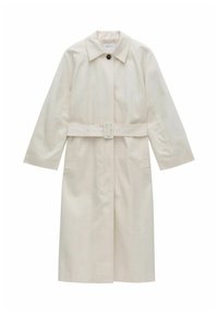 Beżowy płaszcz trench z paskiem w talii, kołnierzykiem, zapięciem na guziki i bocznymi kieszeniami, wykonany z gładkiego materiału.