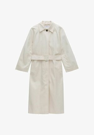 Beige trenchcoat met een ceintuur in de taille, kraag, knoopsluiting en zijzakken, gemaakt van een gladde stof.