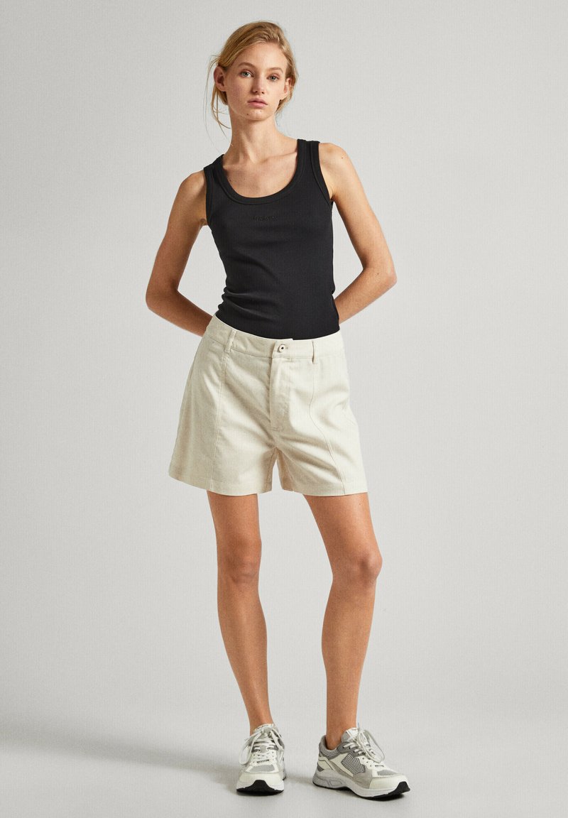 Pepe Jeans Shorts crème