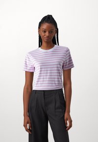 Pieces - PCRIA TEE STRIPES - T-shirt print - pastel lavender/bright white Miniatuurafbeelding 1