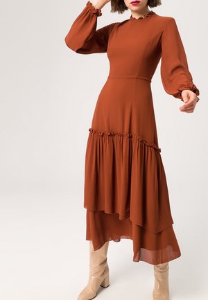 Maxi dress - cognac