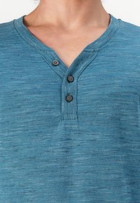 TOM TAILOR SERAFINO - Pikkade varrukatega topp - real teal blue