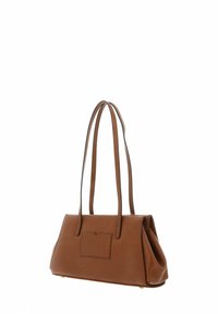 Sac à main marron texturé avec deux longues lanières, de forme rectangulaire et une poche avant. Présente un logo discret et un design structuré.