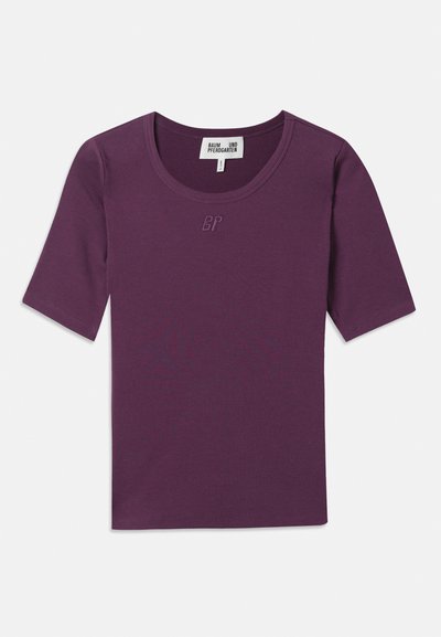 Purple ribbed t-shirt with a round neckline, short sleeves, and a subtle “BP” logo in matching thread on the chest.