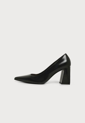 Guess, BARCHIE - Обувки с високи токчета - black