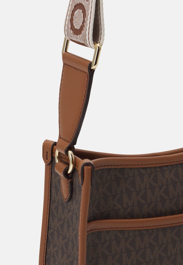 LUISA  - Cross body bag4