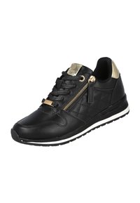 Zapatillas deportivas negras con un diseño acolchado, acento de cremallera dorada, cierre de cordones y suela blanca. Fabricadas en cuero con una textura suave.