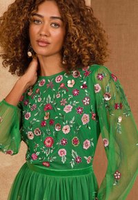 Love & Roses REGULAR FIT - Maksi suknelė - bright green
