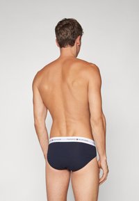Tommy Hilfiger SIGNATURE BRIEF 5 PACK - Slip - white/indigo/sky
