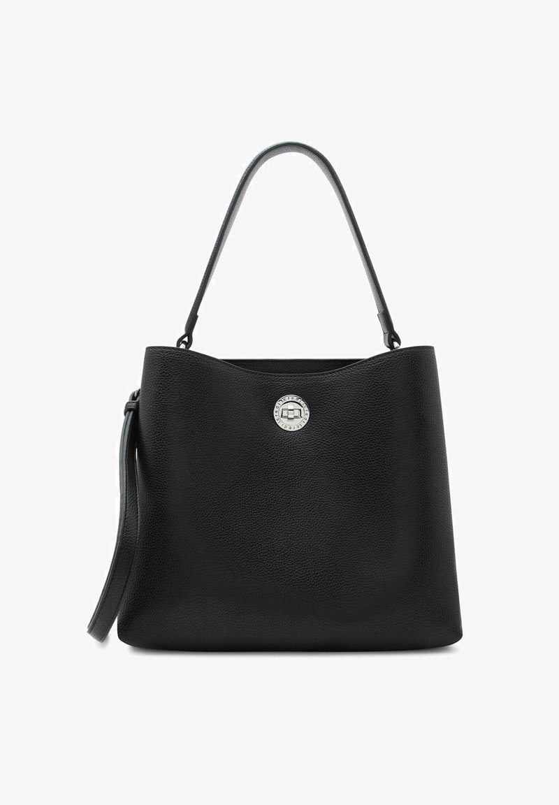 Sac à main en cuir noir texturé avec une seule sangle d'épaule et un fermoir rond en argent au centre devant.