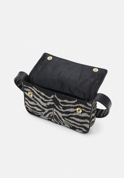 STAUD BEADED BAG - Handväska - black/white