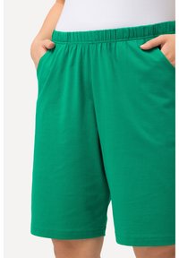 Ulla Popken BERMUDA  - Šortky - emerald