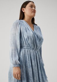MICHAEL Michael Kors FAUX WRAP MINI  - Kokteilinė suknelė / vakarėlių suknelė - blue