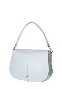 Borsa a tracolla in pelle blu chiaro con parte superiore arrotondata e una sola maniglia, dotata di chiusura a pattina e un dettaglio decorativo di cucitura frontale.