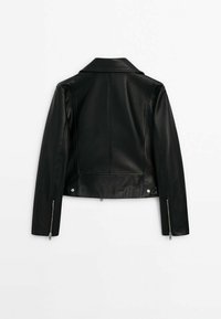 Veste en cuir noire vue de dos avec des manches longues, un col et des fermetures éclair aux poignets sur un fond blanc uni.