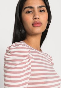 JDY JDYTONSY PUFF SLEEVE - Camisola - woodrose 2