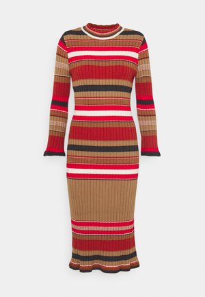 Dopasowana sukienka z dzianiny prążkowanej z długim rękawem, w poziome paski w kolorach czerwonym, brązowym, czarnym i białym, z rozkloszowanym dołem.