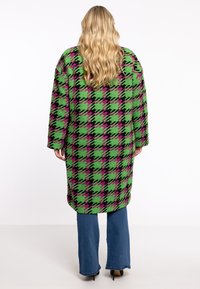 YOEK CHECK PRINT - Mantel - green