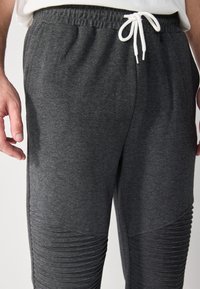 Pier One Trainingsbroek - mottled dark grey