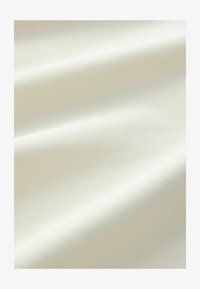 Vybráno, white ecru tennis graphic