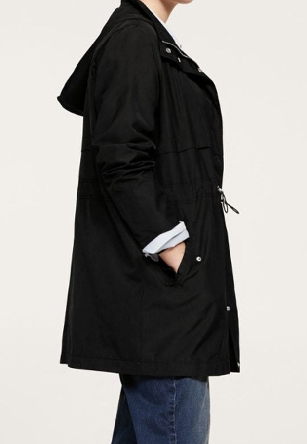 Violeta by Mango Parka black/negro (Segunda mano)