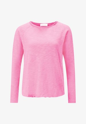 Long-sleeve shirt in bright pink, featuring a crew neckline, soft texture, and subtle heather pattern. Lightweight fabric with stitched seams.