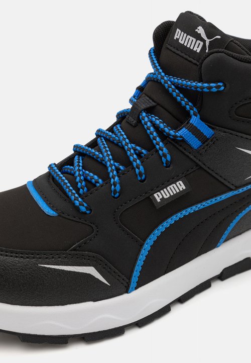 PUMA EVOLVE TRAIL JR - Mountain shoes - black/hyperlink blue — photo 6