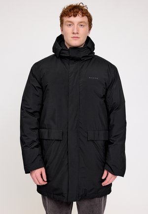 Black padded coat with a high collar, two front pockets, and logo detail. Features a water-repellent material and a relaxed fit.