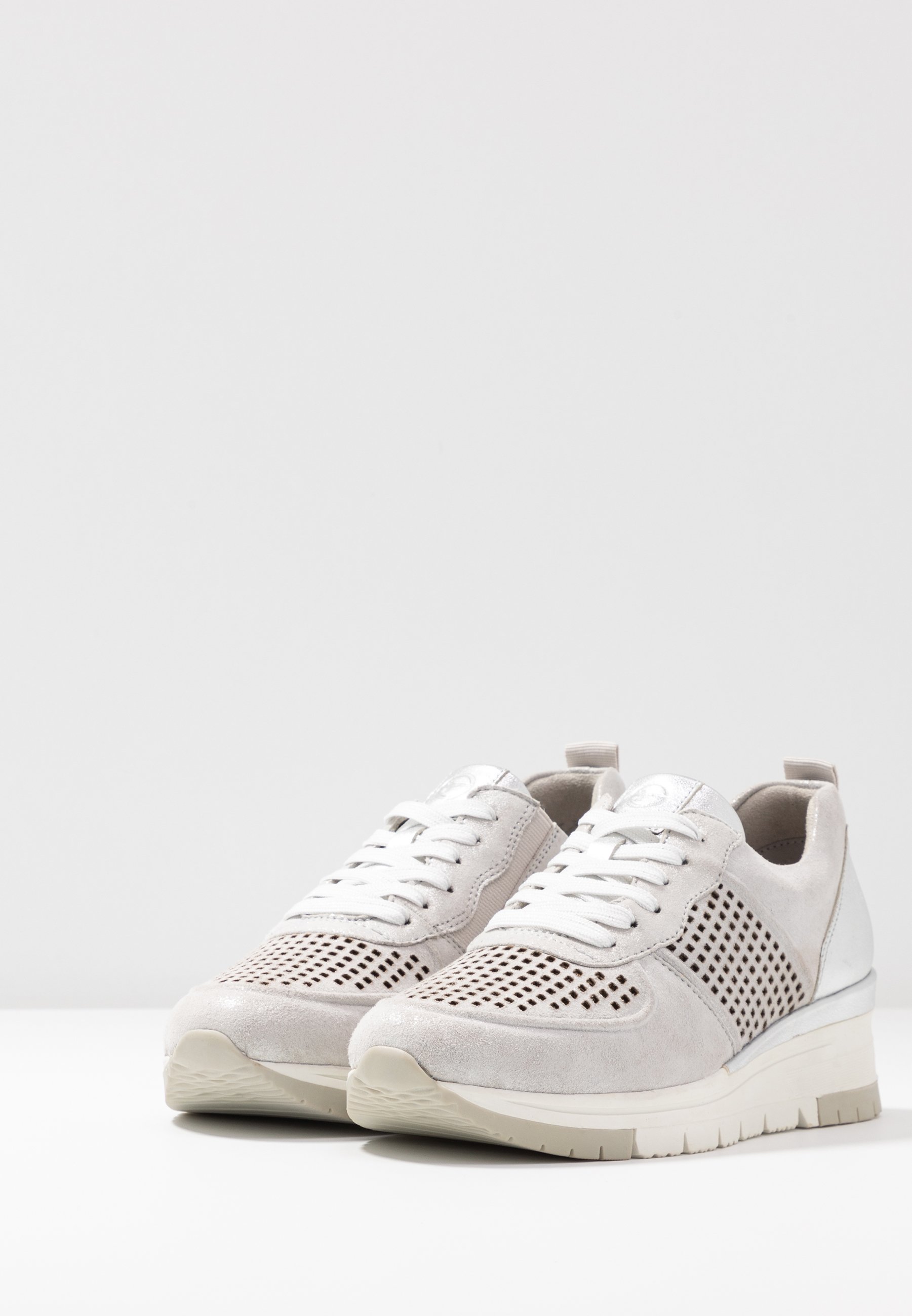 Tamaris Pure Relax LACE UP Joggesko silverpunch Tamaris Pure Relax LACE UP Joggesko silverpunch