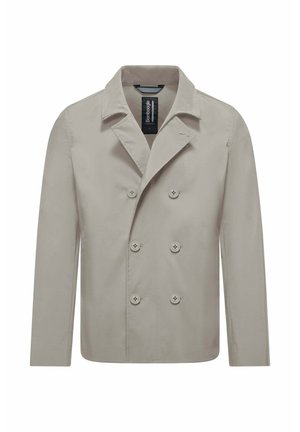 Lichtbeige dubbelbreasted herenjack met zes knopen, brede revers en lange mouwen, weergegeven op een effen witte achtergrond.