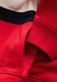 Next REGULAR FIT - Luvtröja - red