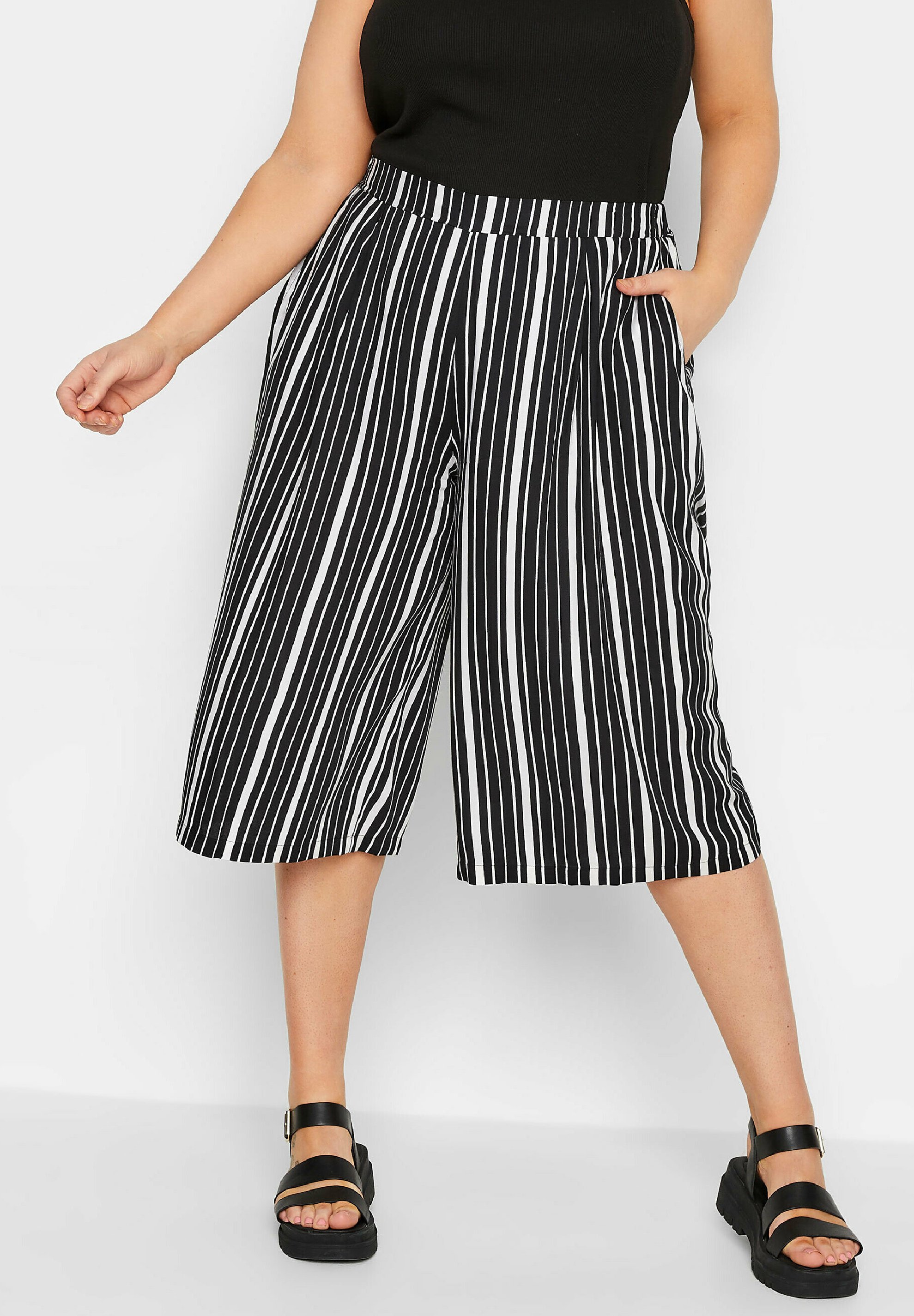 Black Jersey Culottes | Plus Sizes 16 to 36 | Yours Clothing