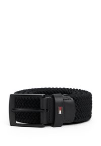 Cintura nera intrecciata con corpo elastico texturizzato, dotata di una fibbia metallica rettangolare e dettagli in pelle. Logo sul cinturino in pelle.