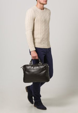 Picard BUDDY - Portafolios - cafe